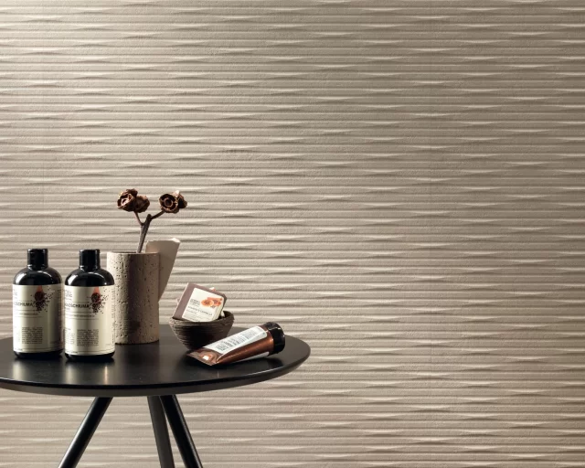 3DWallCarve_002_07_Whittle-Ivory_ST